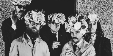 IDLES